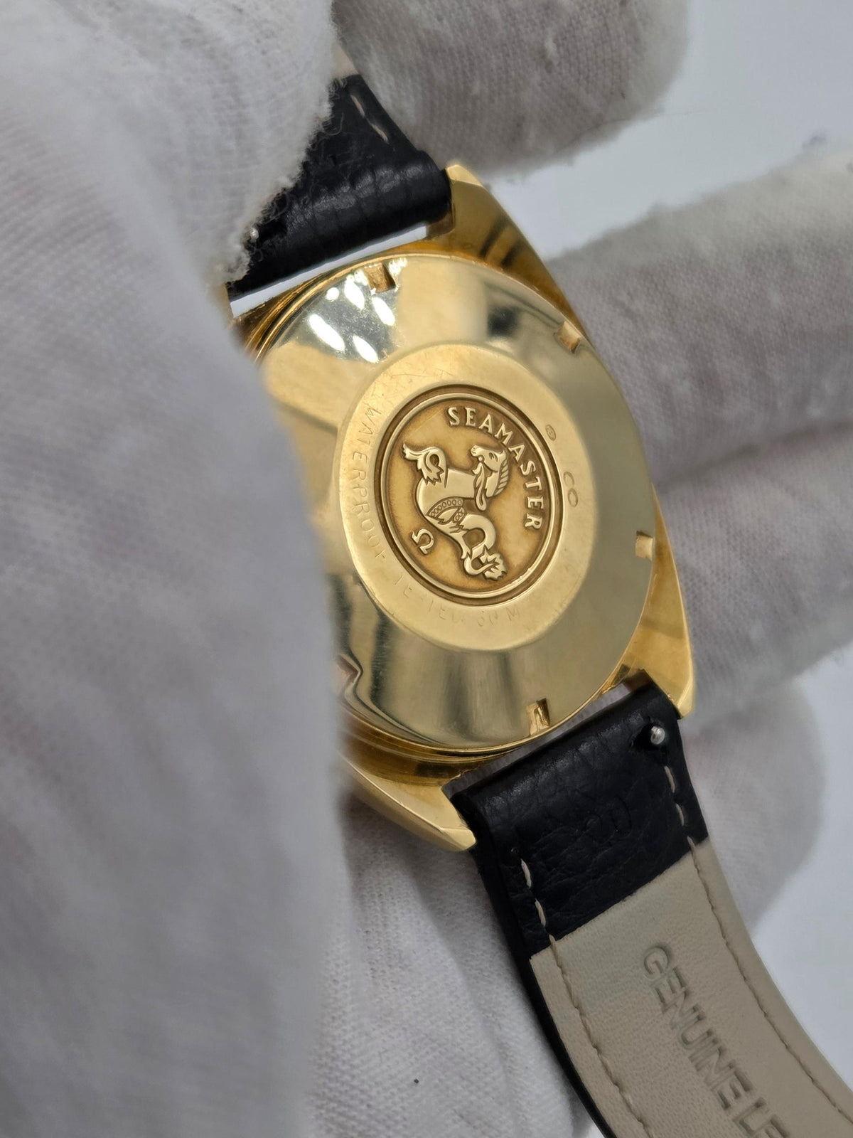 Omega Seamaster Chrono 18k gold serviced 2y warranty