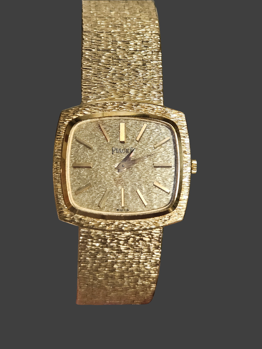 Piaget Vintage 18K Gold TV Ref 9572A6 - With Original Box