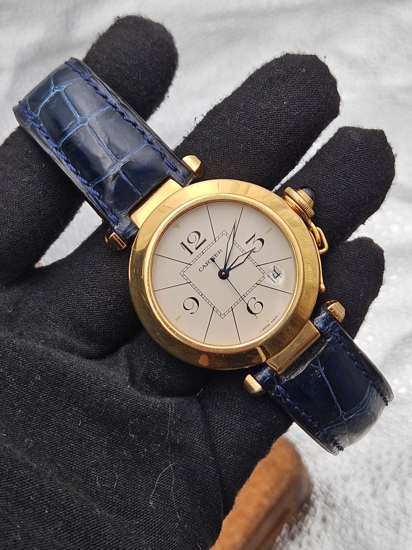 Cartier Pasha 38mm 18k gold Ref. 1020 1991
