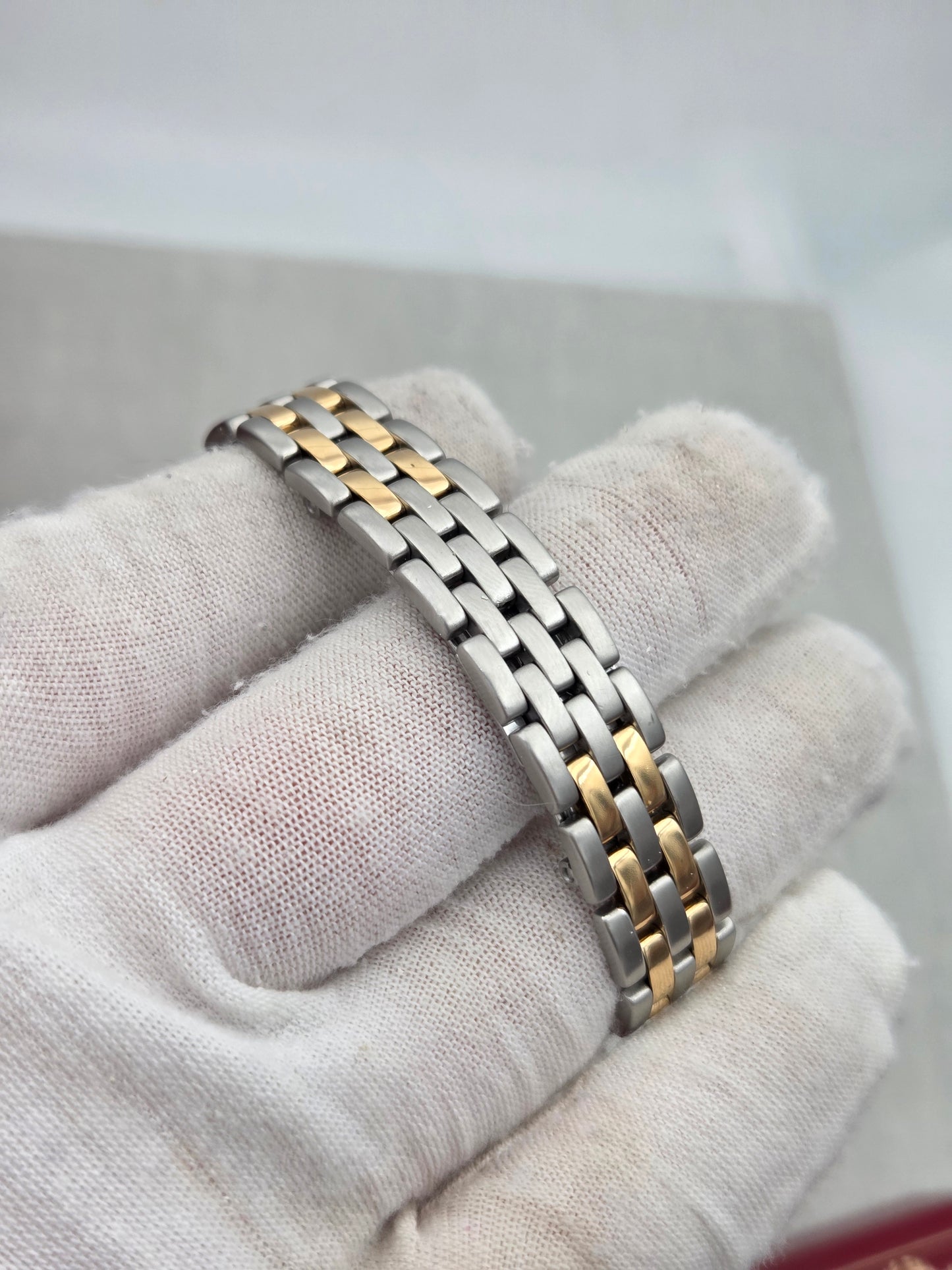 Cartier panthère small 2 rows gold 66921 similar to 112000r and 1120 etc