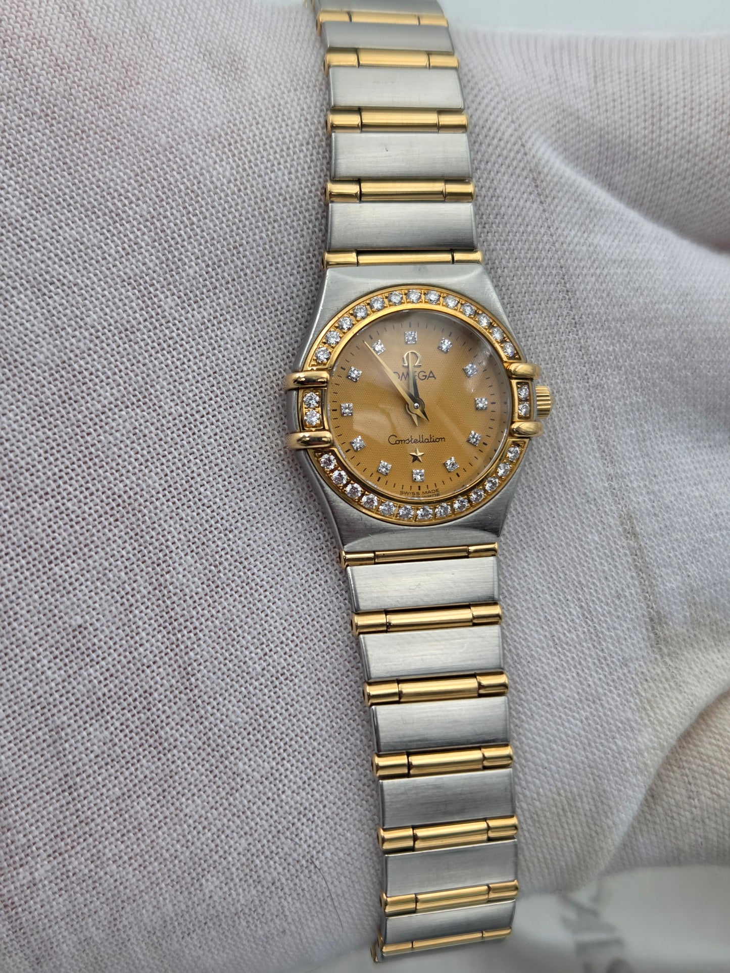Omega lady constellation 22mm diamonds steel and gold ref 1267.75.00