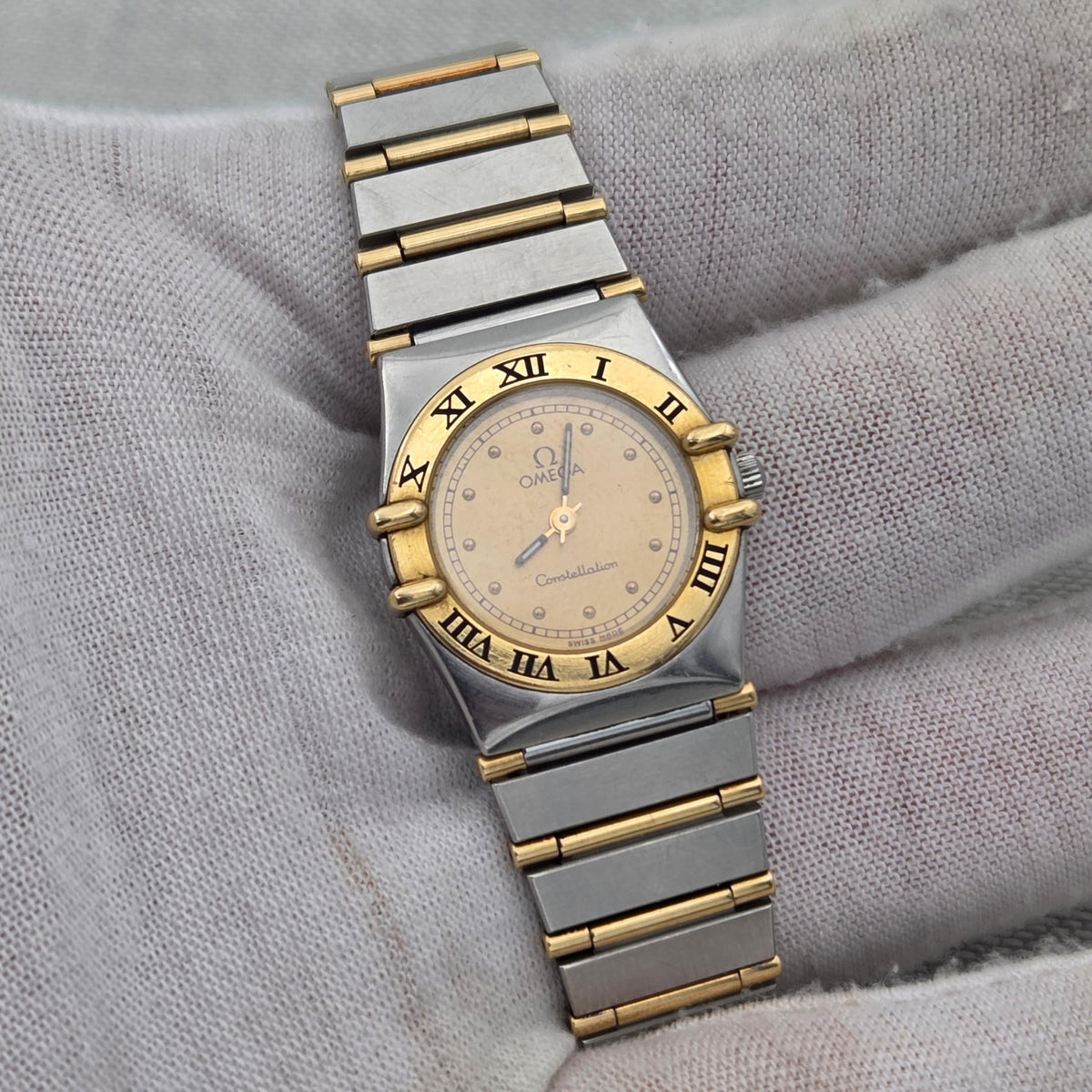Omega Constellation ladies Full bar quartz 795.1080