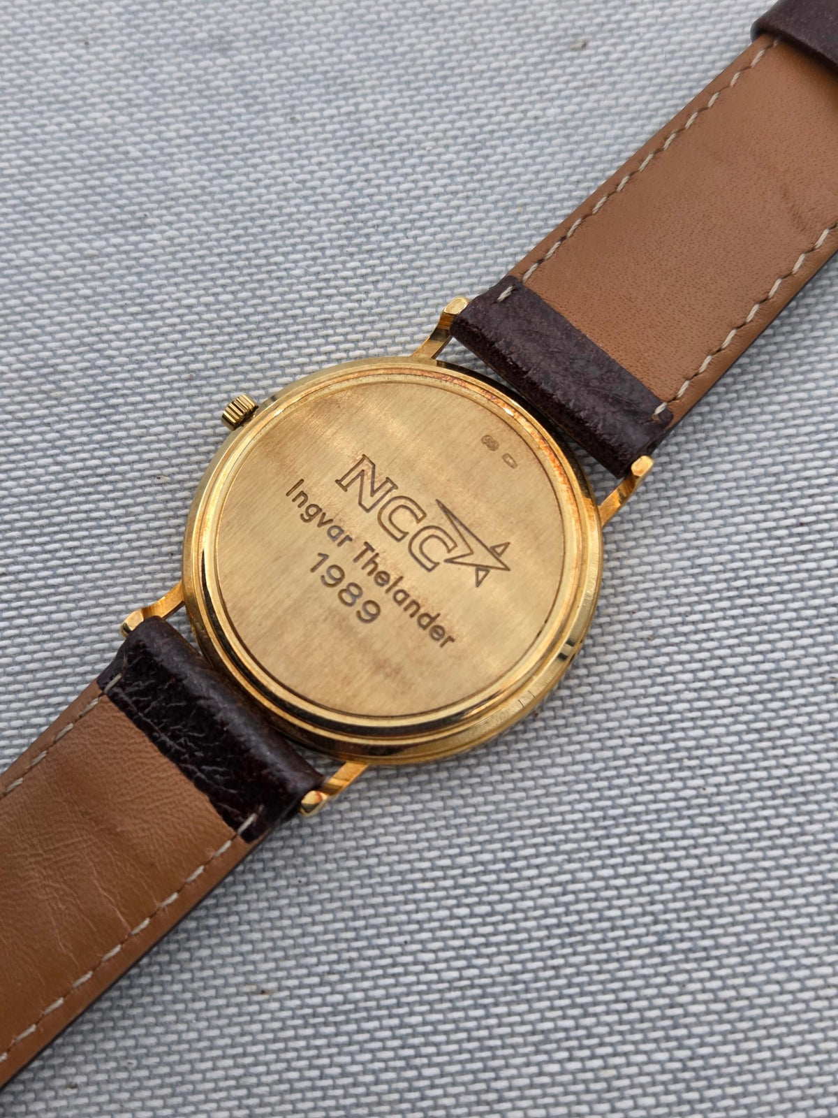 Omega Seamaster Jubilée 18k gold quartz (526)