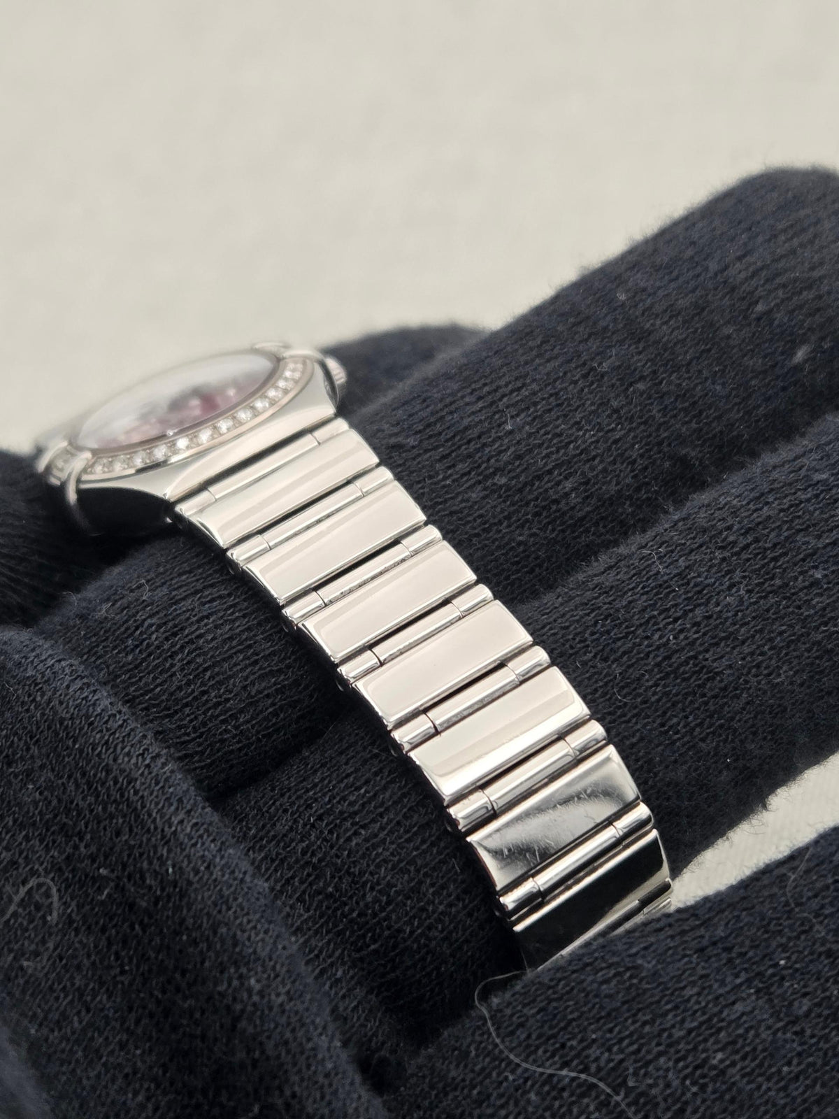Omega Constellation Lady constellation red MOP 1457.78.00 895.1249