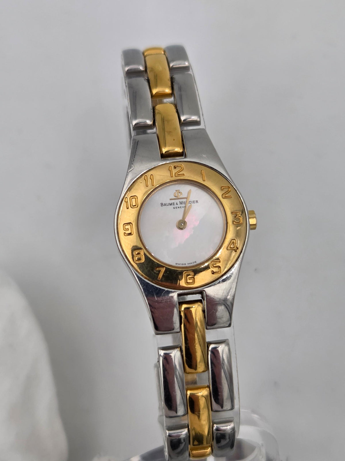 Baume & Mercier Linea Mother of pearl dial mop 22mm (371)