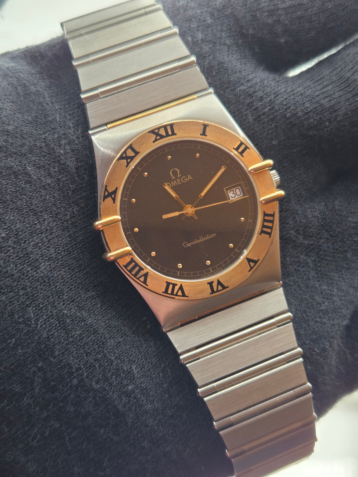 Omega Constellation Manhattan quartz rare black dial 396.1076 396.1080