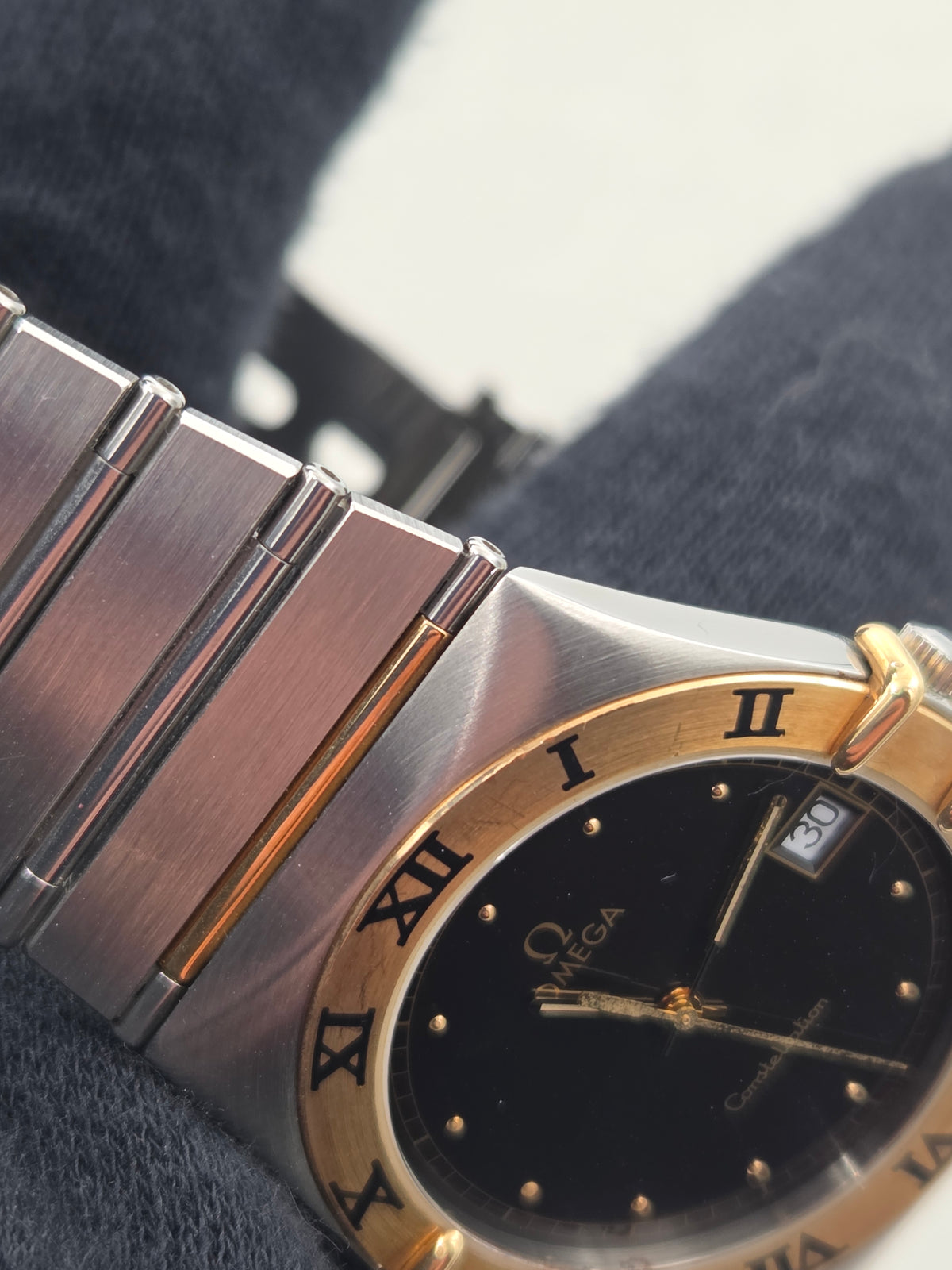 Omega Constellation Manhattan quartz rare black dial 396.1076 396.1080