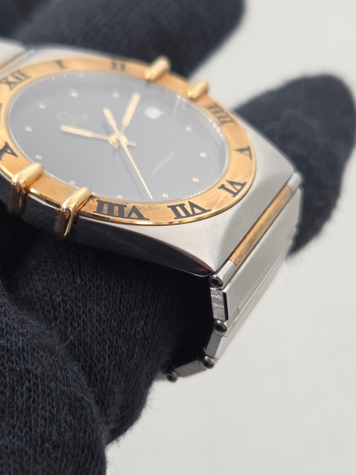 Omega Constellation Manhattan quartz rare black dial 396.1076 396.1080