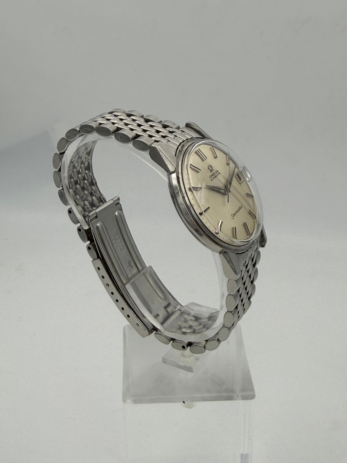 Omega Vintage Seamaster automatic in steel Serviced 1y warranty 166.003