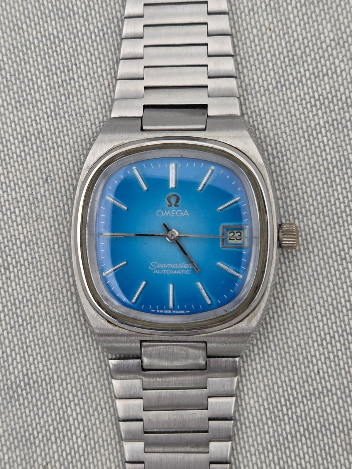 Omega Seamaster Vintage blue gradient dial 166.0216