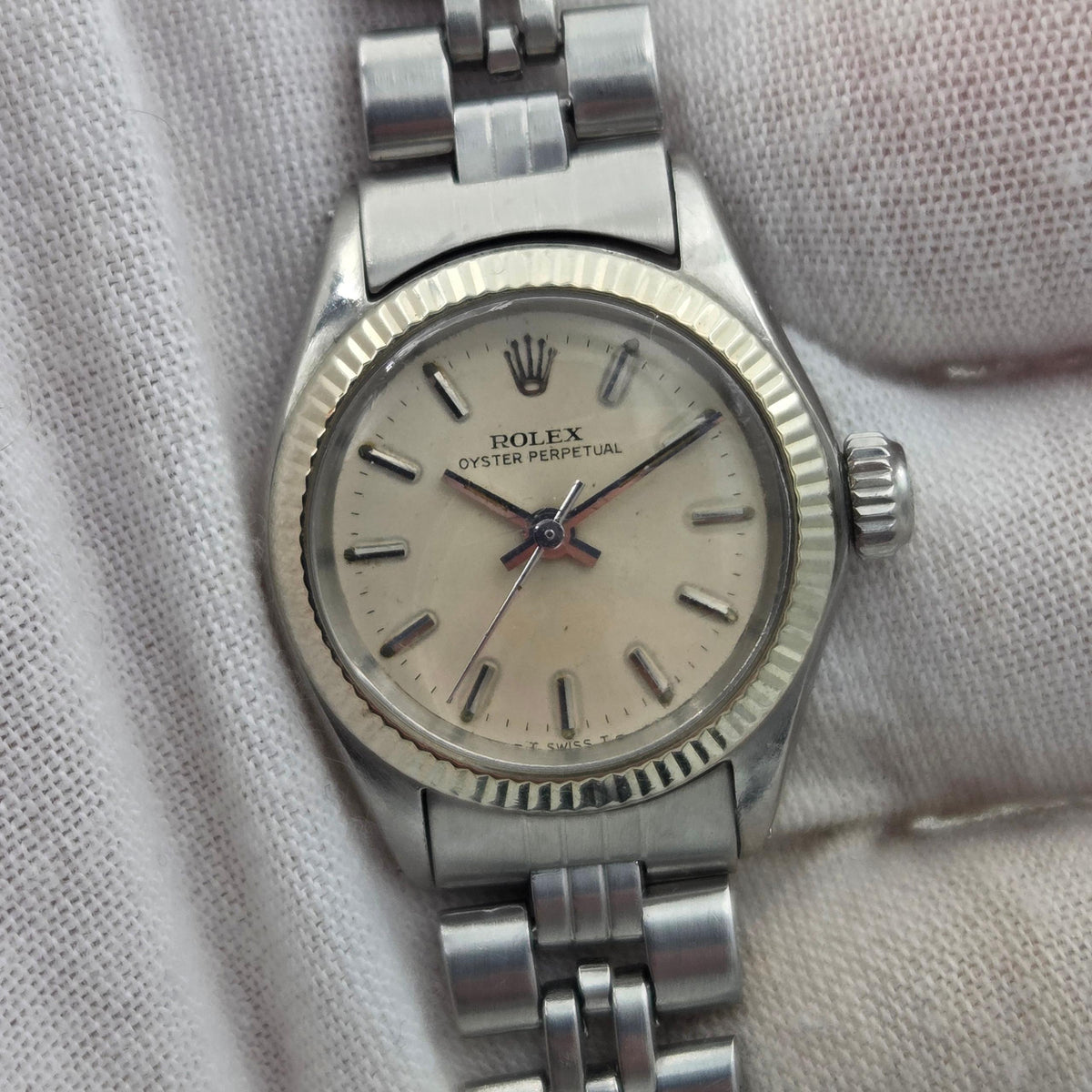 Rolex Oyster Perpetual Serviced 1y warranty similar to datejust