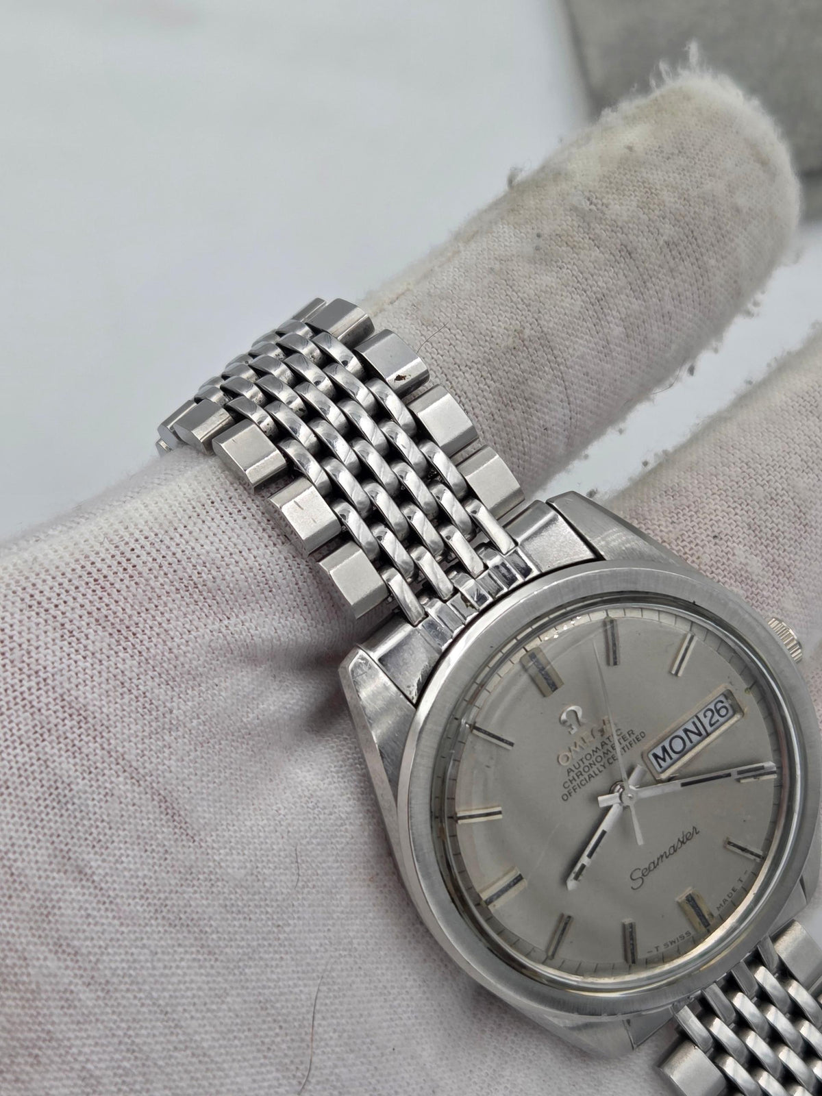 Omega Seamaster Chronometer day date sparkle 36mm