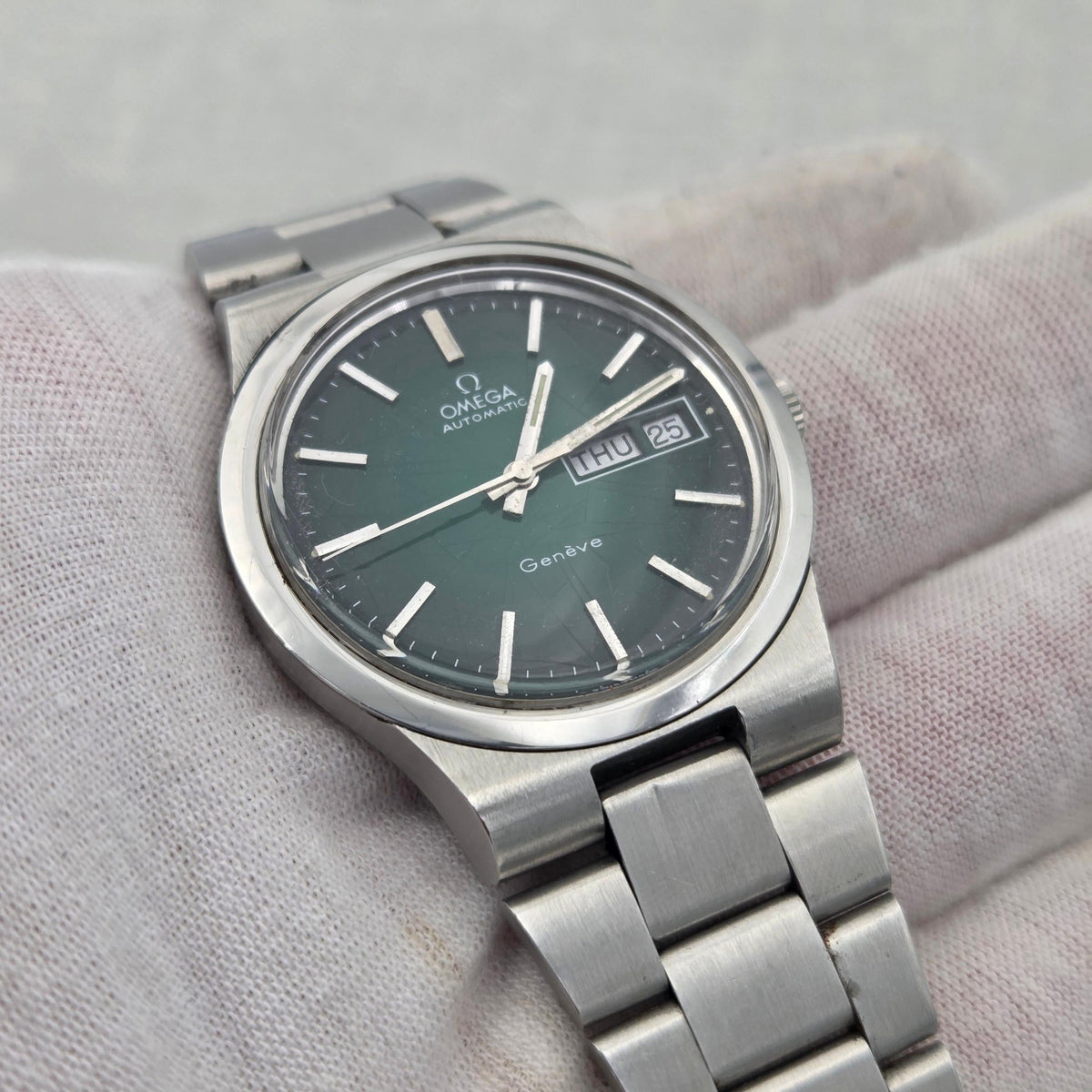 Omega Genève Serviced Day-date green spider dial Genève