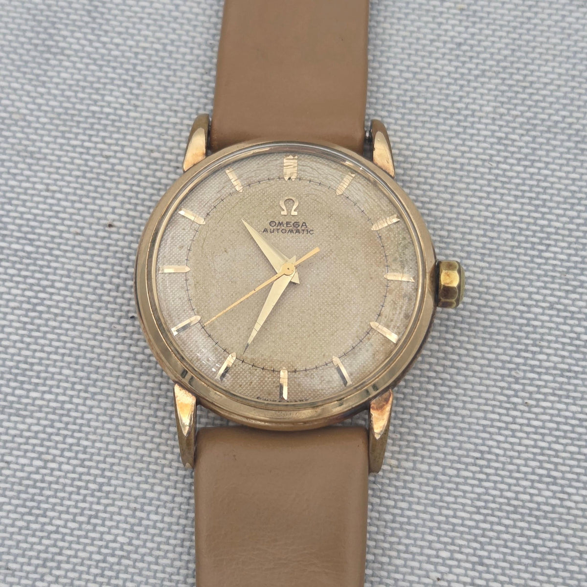 Omega Classic 2865-1 sc 80 micron gold plated honeycomb dial (405)
