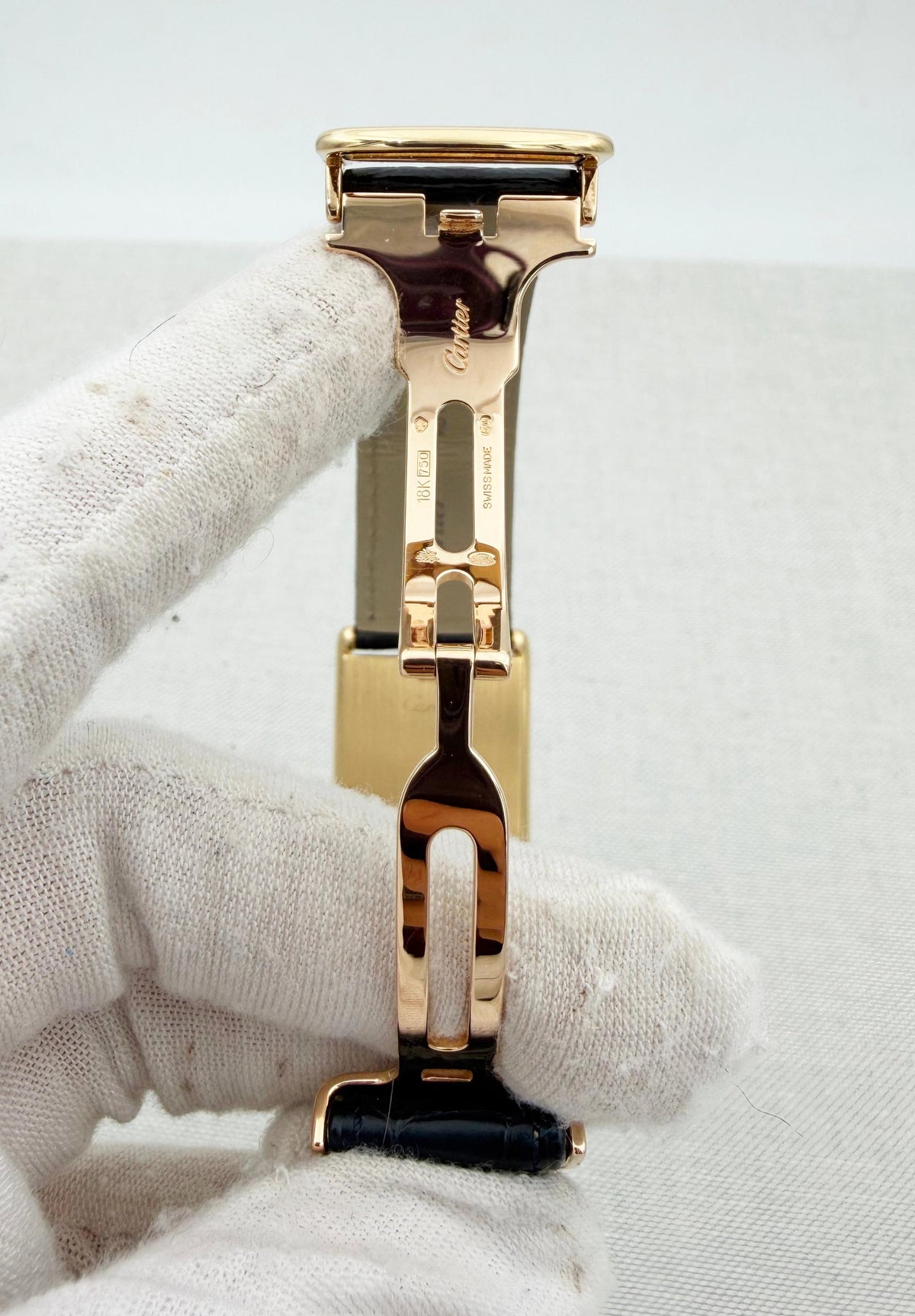 Cartier Tank Tank Basculante, original papers serviced 2025