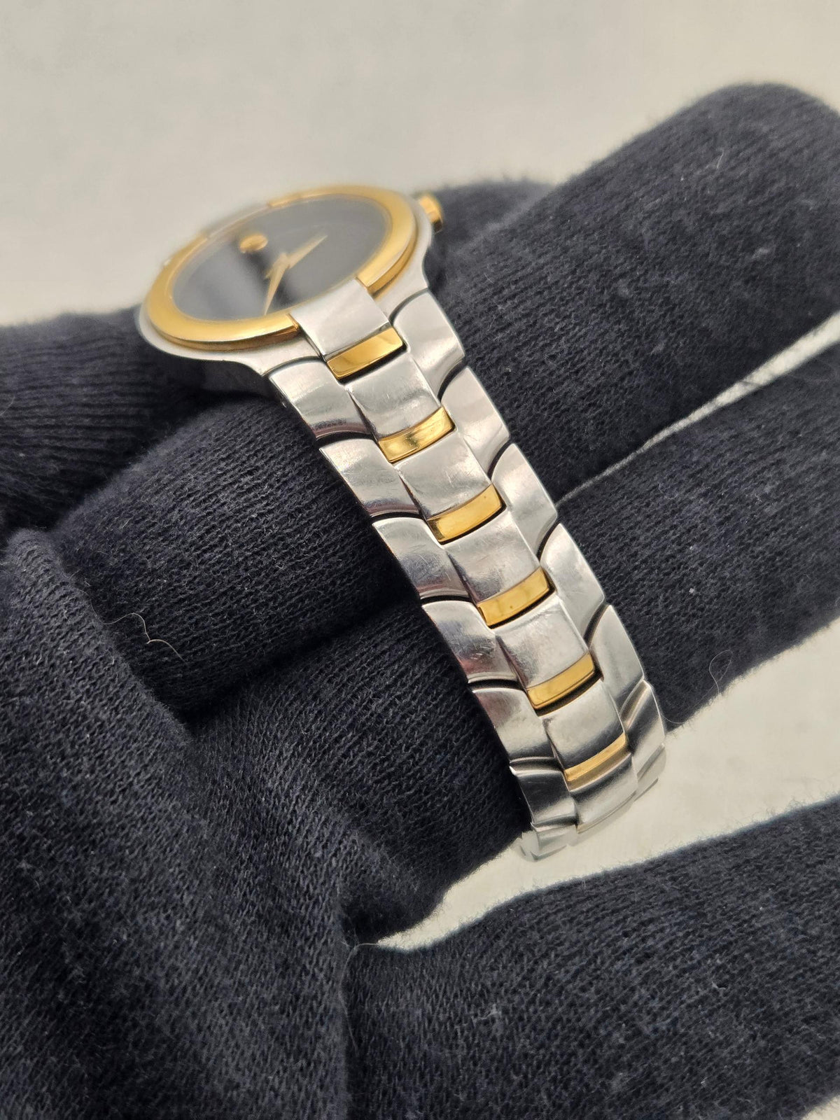 Movado Museum Steel and gold 81g4 1852