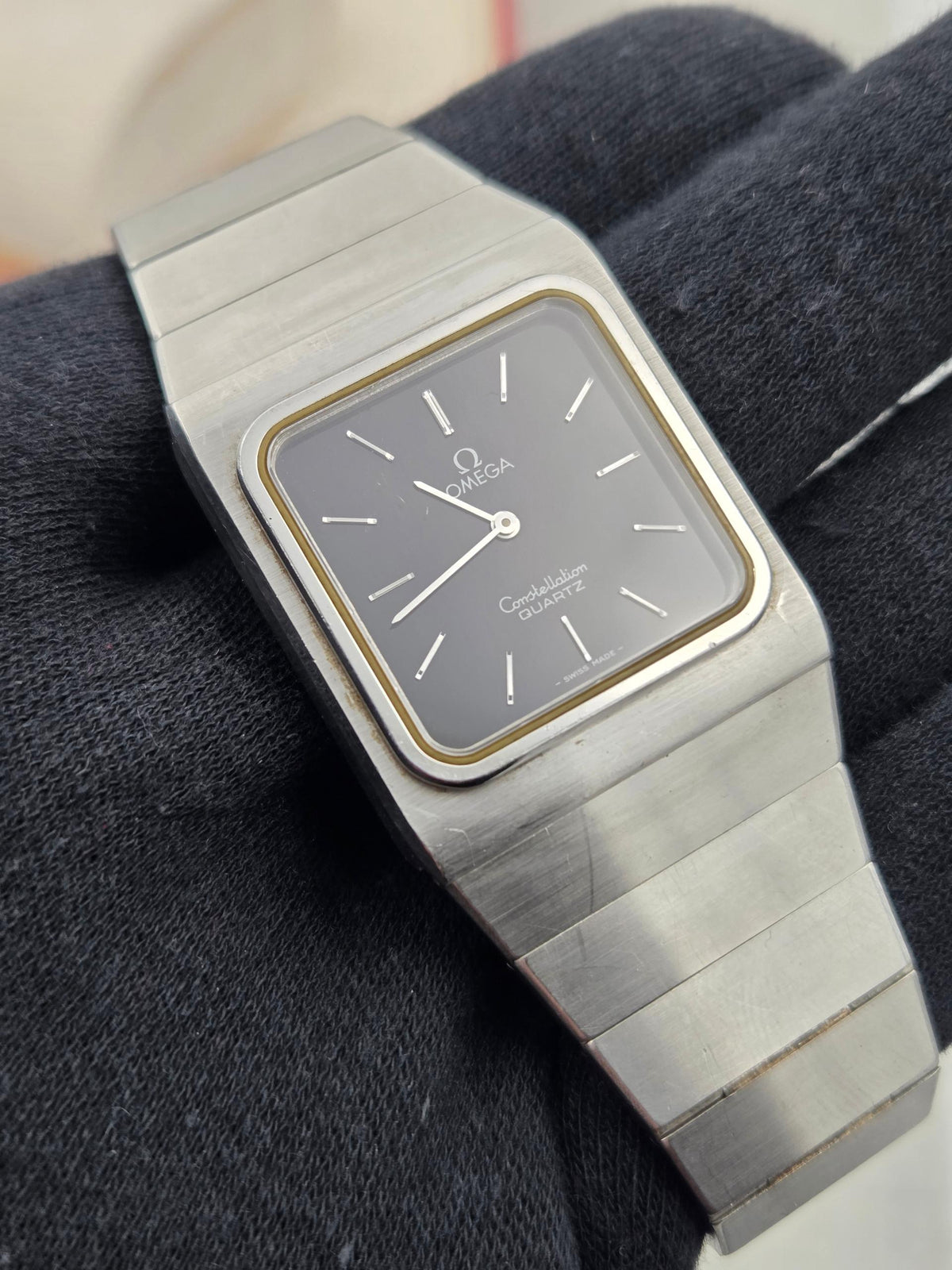 Omega Constellation Quartz integrated bracelet
