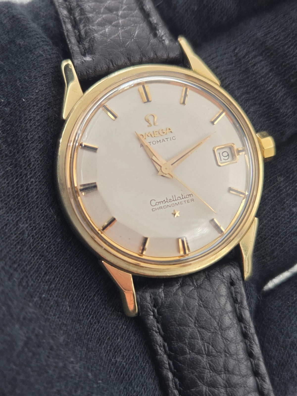 Omega Constellation Pie-pan piepan dogleg constellation 561 (541)