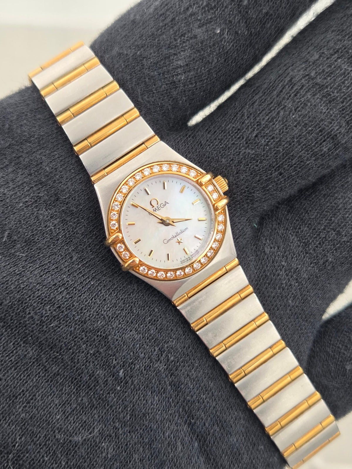 Omega Constellation 895.1203 mother of pearl MOP mini 22mm (568)