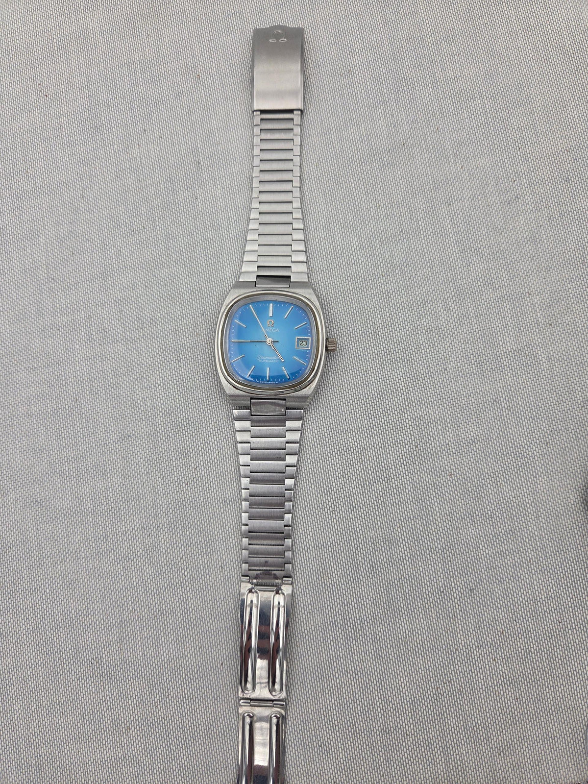 Omega Seamaster Vintage blue gradient dial 166.0216