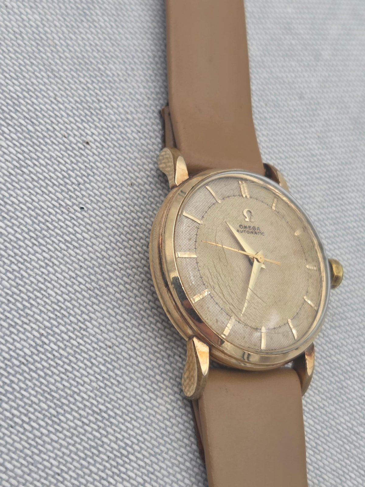 Omega Classic 2865-1 sc 80 micron gold plated honeycomb dial (405)