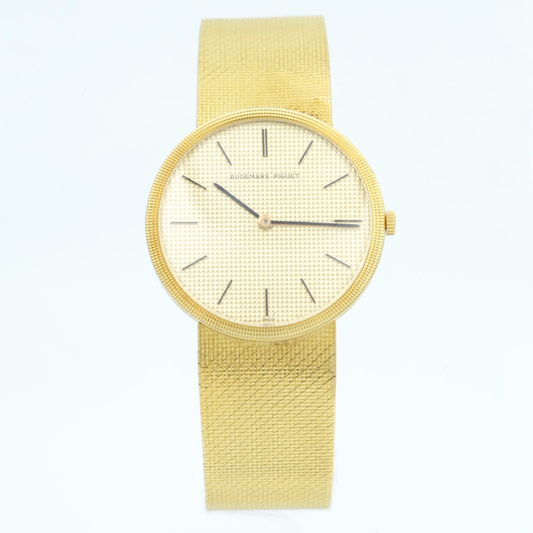 Audemars Piguet 18k gold Calatrava "Clous de Paris" Hobnail Vintage in exceptional condition