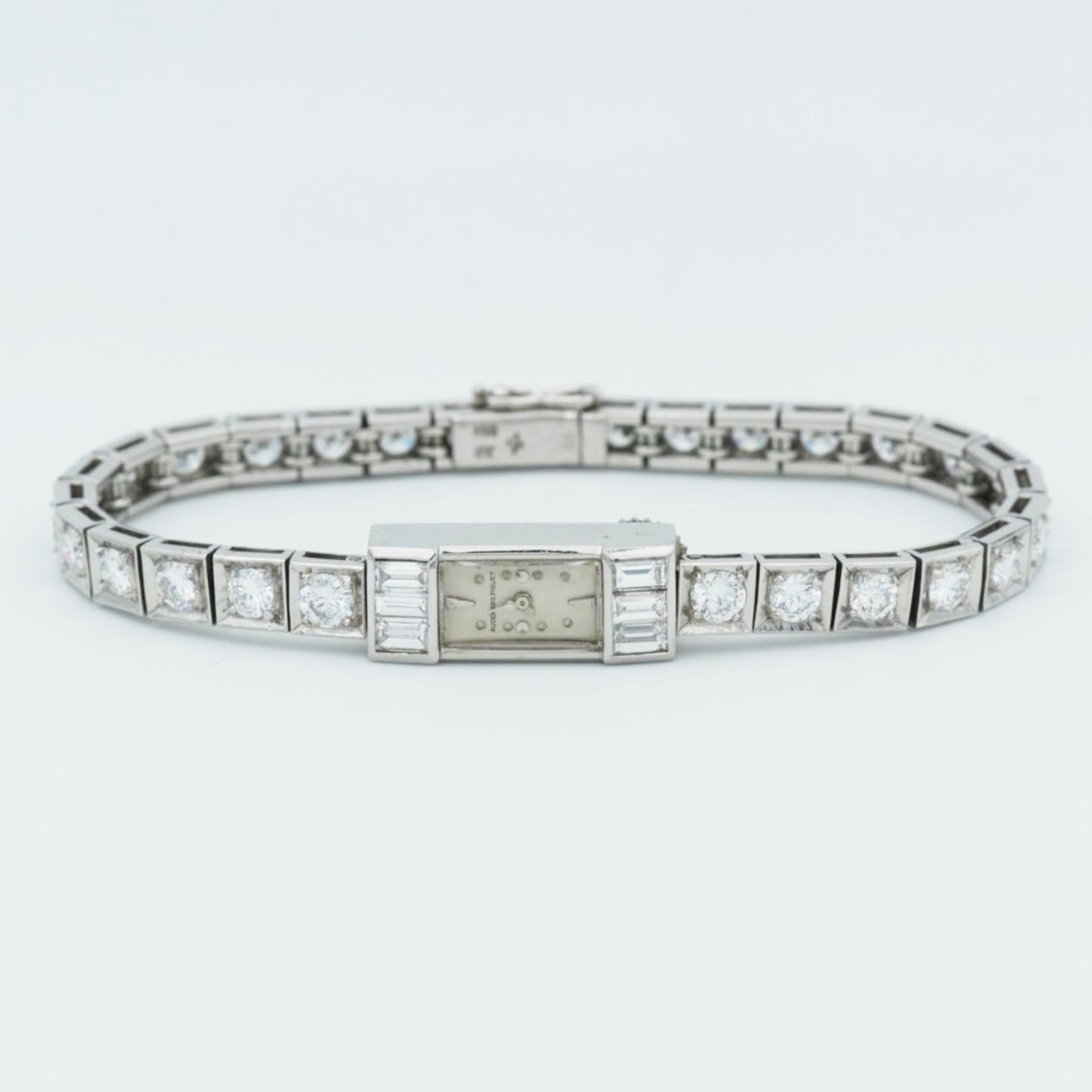 Audemars Piguet Vintage Platinum Diamond Bracelet Watch circa. 1950-60s