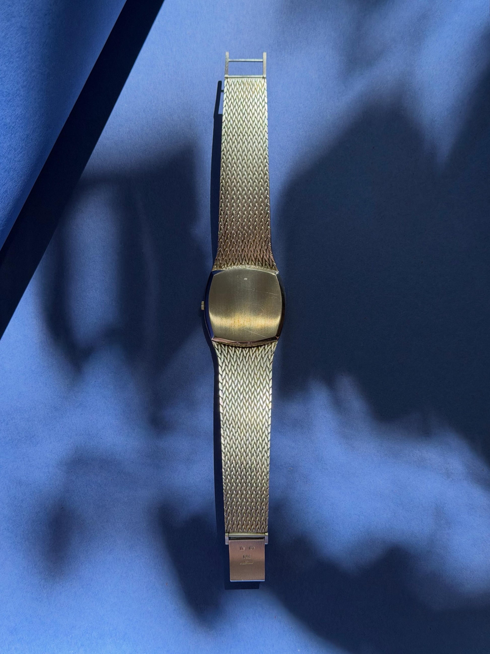 Audemars Piguet 5384 caseback Calibre K2120 automatic movement