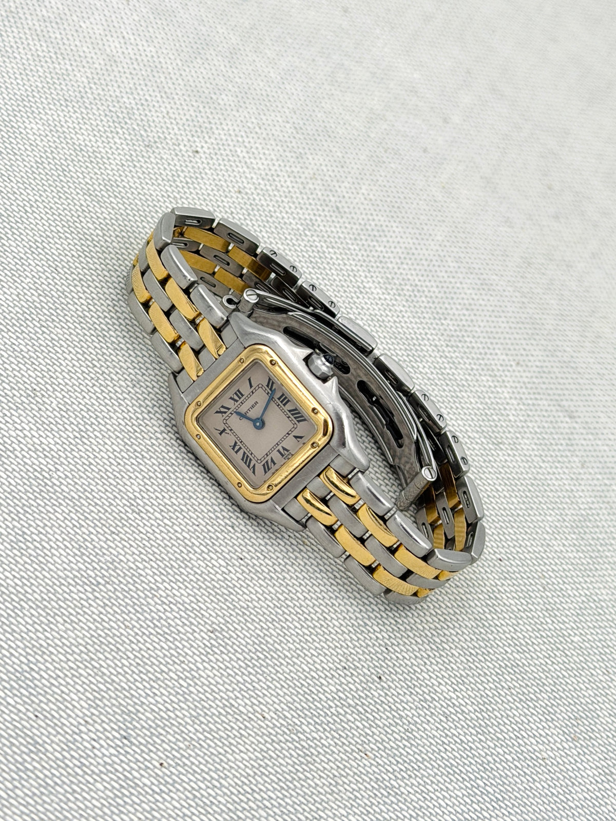 Cartier Panthère PM Small model Panthère 2-row gold similar to 1120