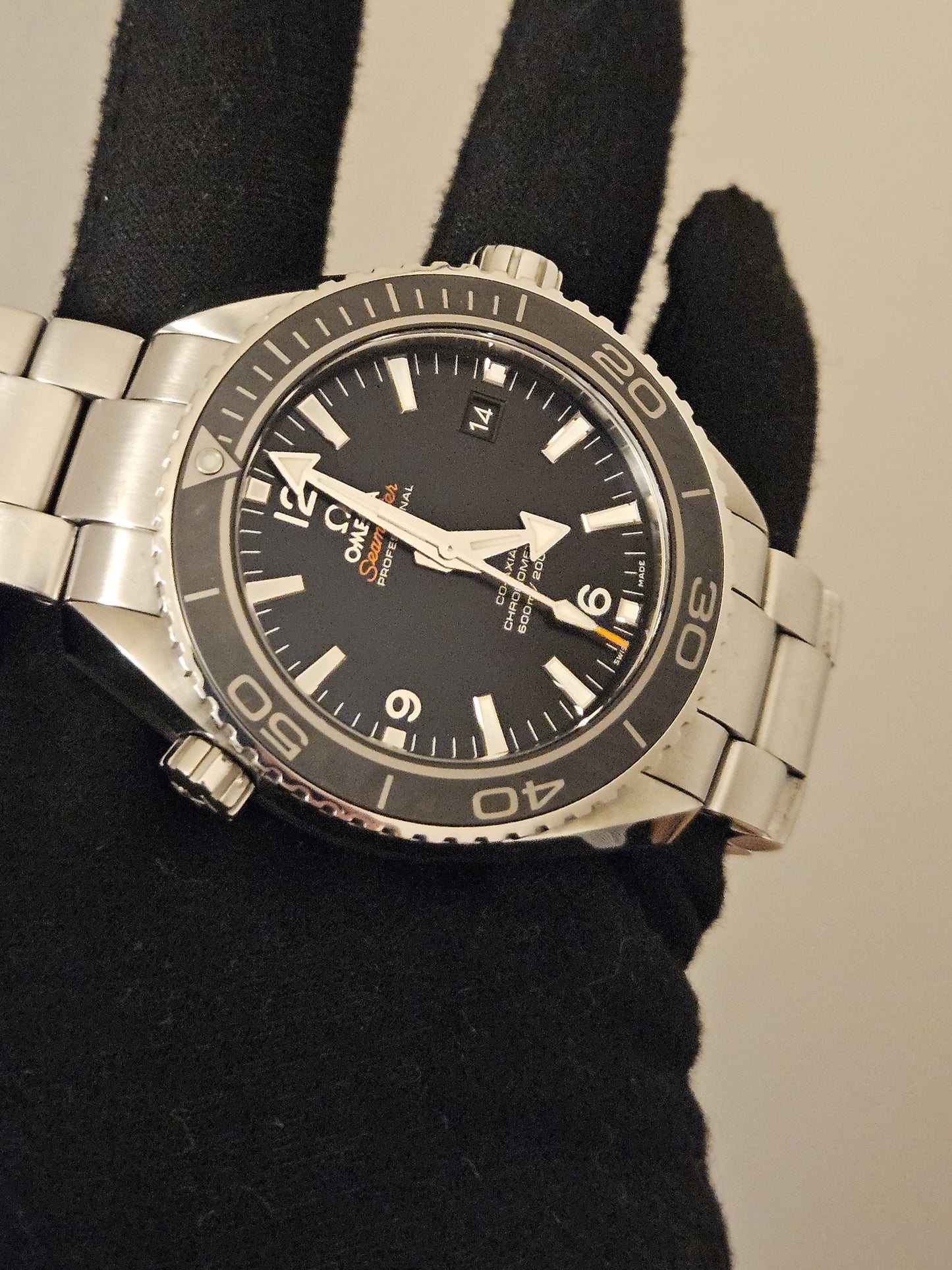 Omega Seamaster planet ocean 46mm 232.30.46.21.01.001