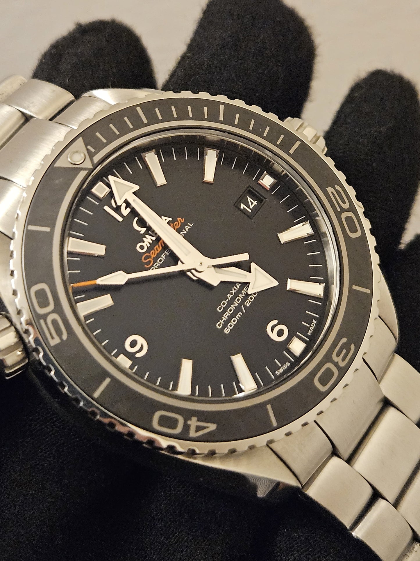 Omega Seamaster planet ocean 46mm 232.30.46.21.01.001