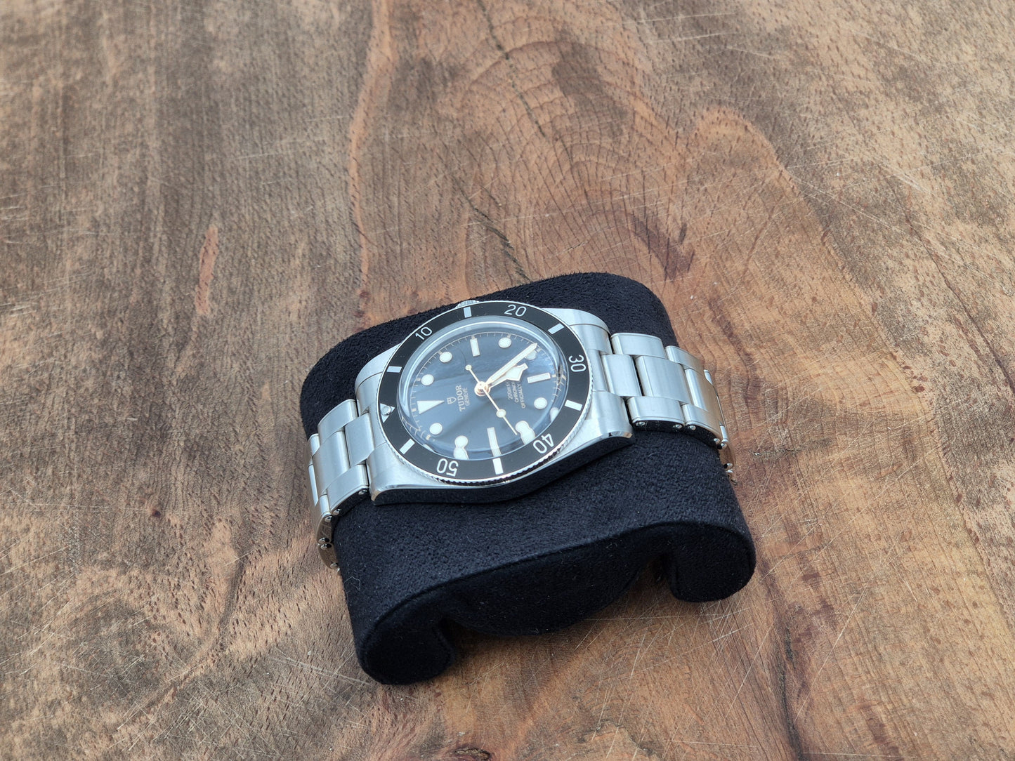 Tudor black bay 54 bb54 m79000n-0001