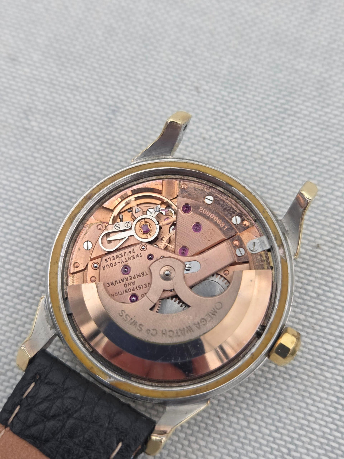 Omega Constellation Pie-pan piepan dogleg constellation 561 (541)