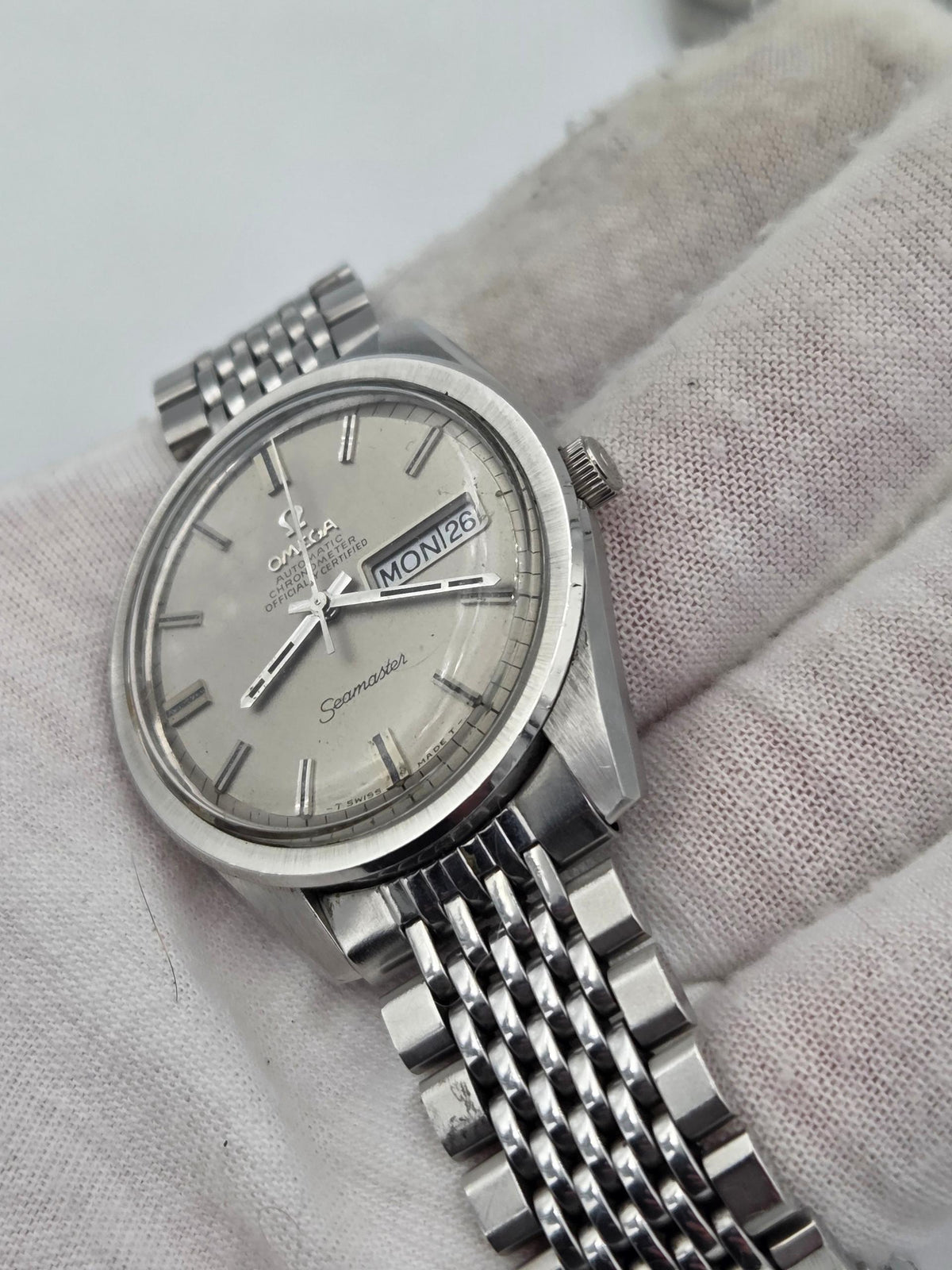 Omega Seamaster Chronometer day date sparkle 36mm