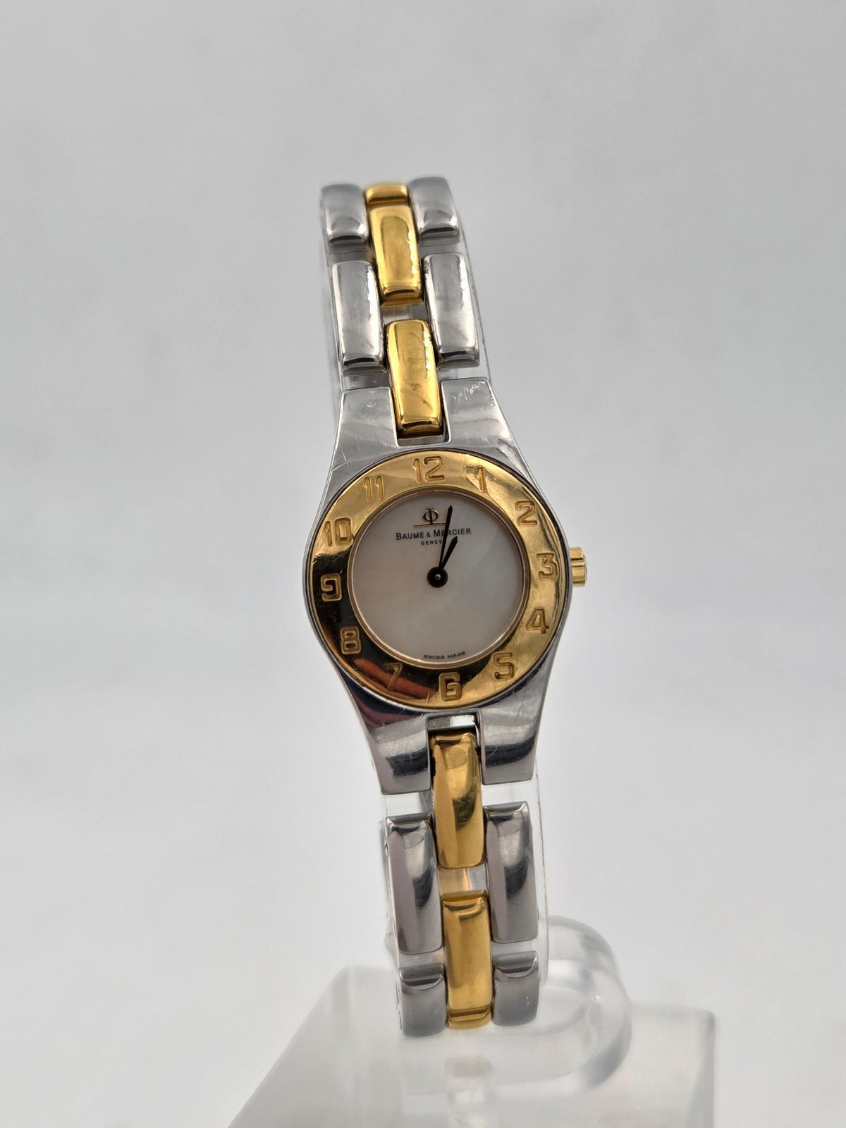 Baume & Mercier Linea Mother of pearl dial mop 22mm (371)