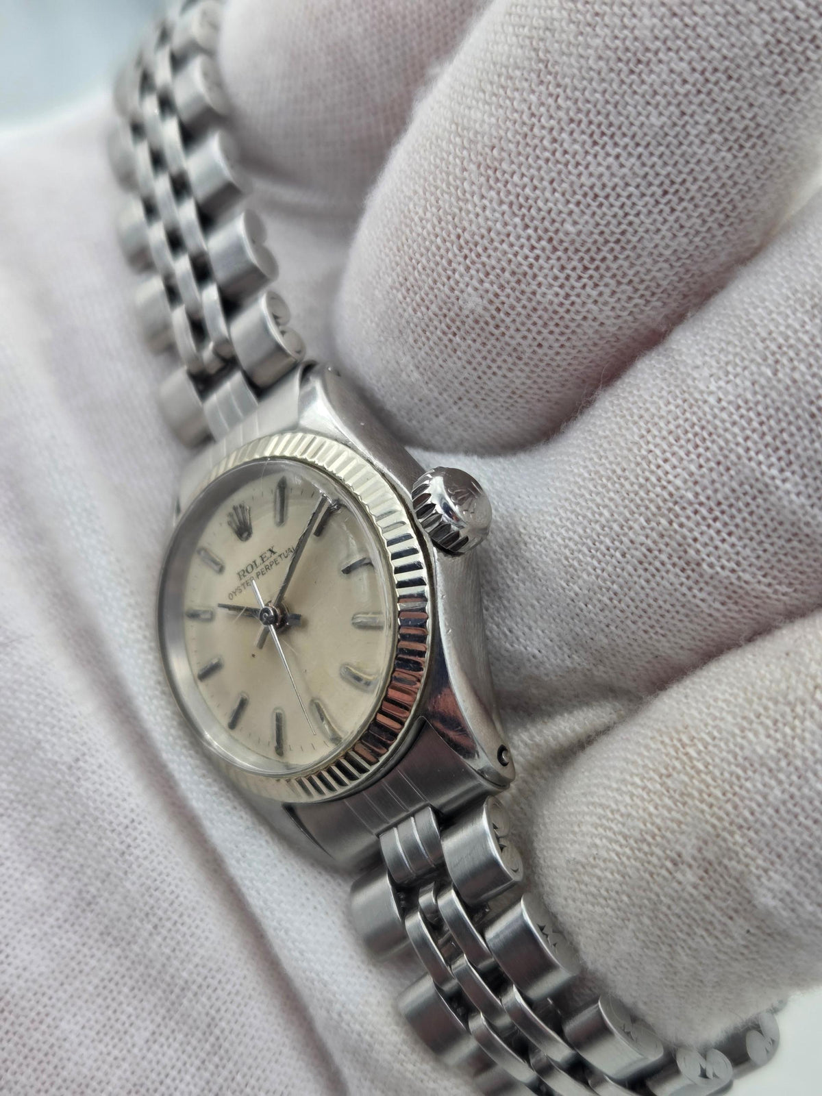 Rolex Oyster Perpetual Serviced 1y warranty similar to datejust