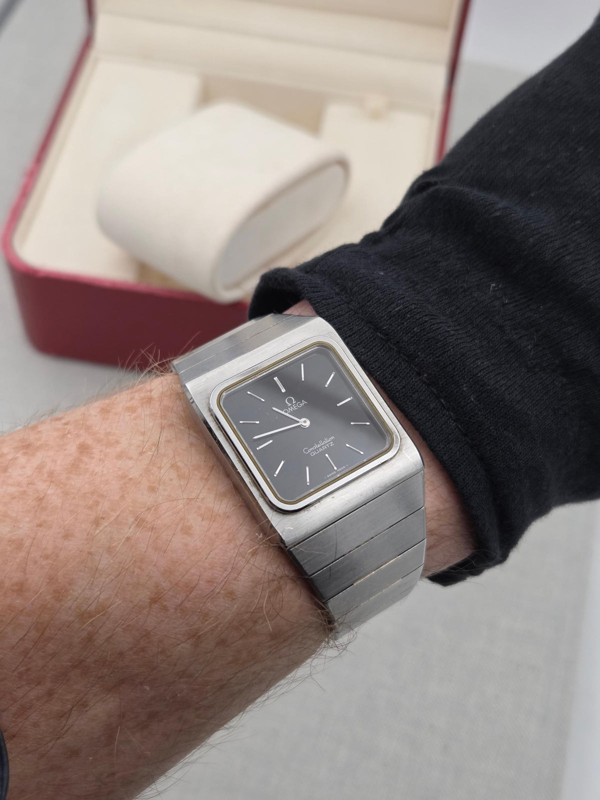 Omega Constellation Quartz integrated bracelet