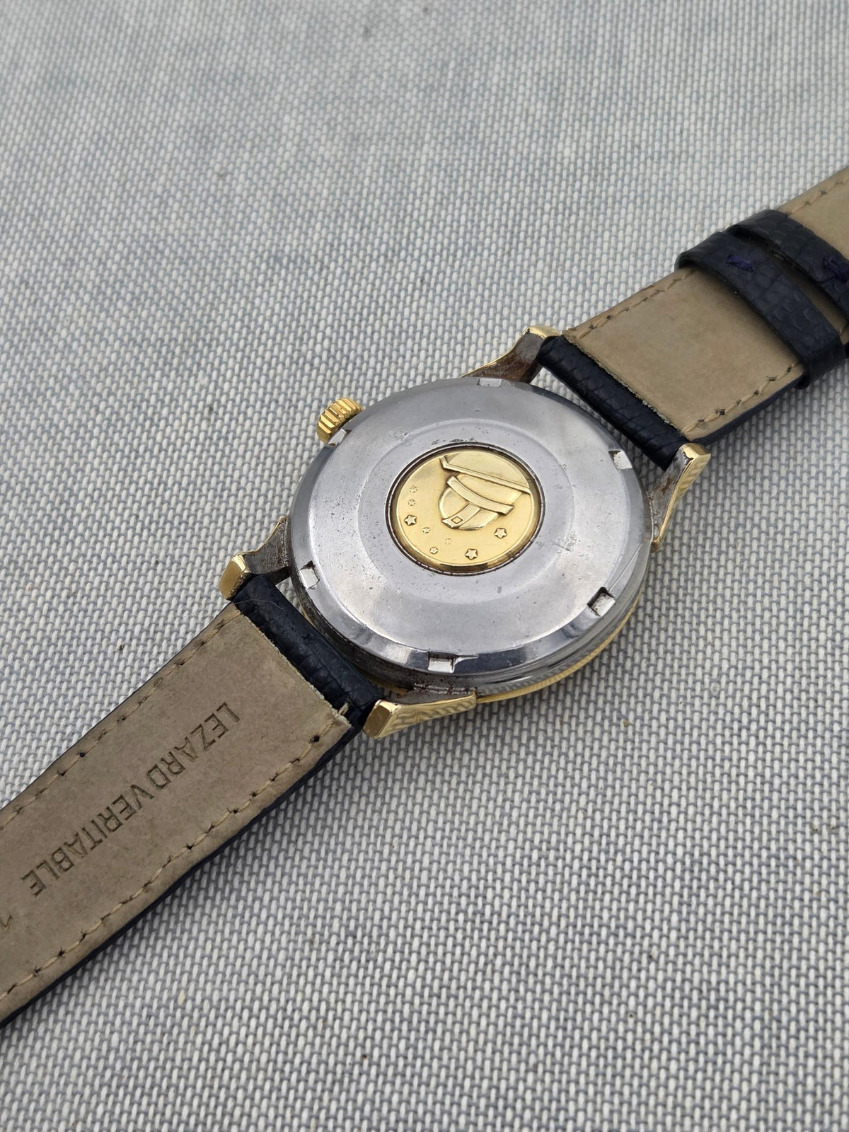 Omega Constellation Serviced Pie pan dogleg gold cap (452)