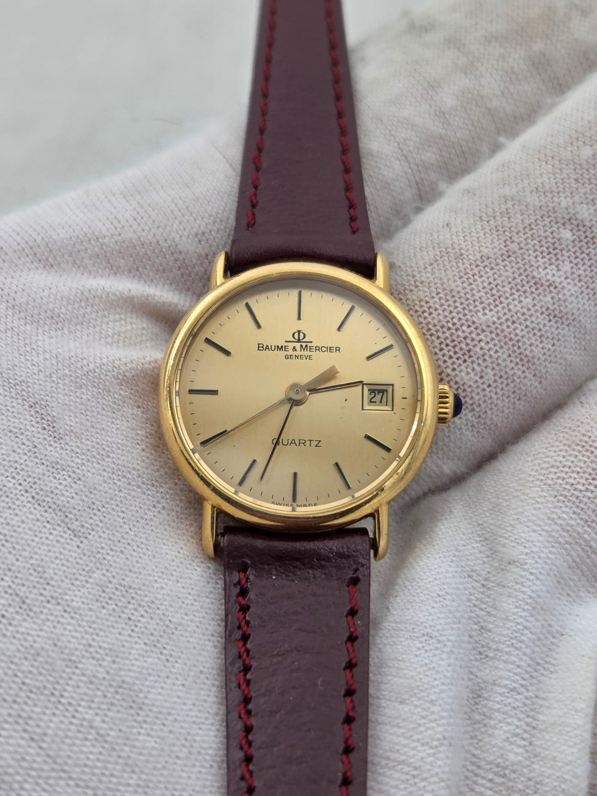 Baume & Mercier Classique 24mm 18k gold quartz baume