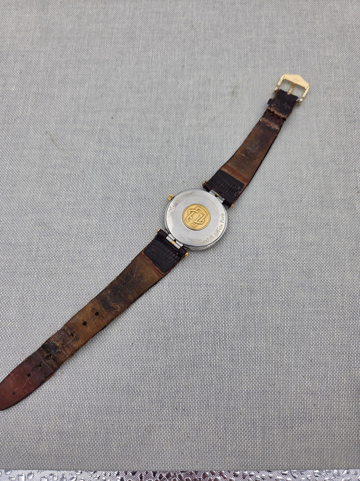 Van Cleef & Arpels La Collection 18k gold and steel quartz (243)