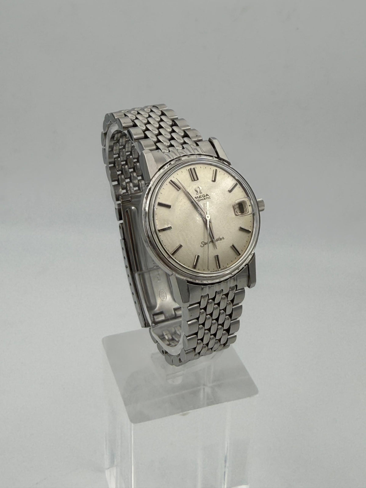 Omega Vintage Seamaster automatic in steel Serviced 1y warranty 166.003