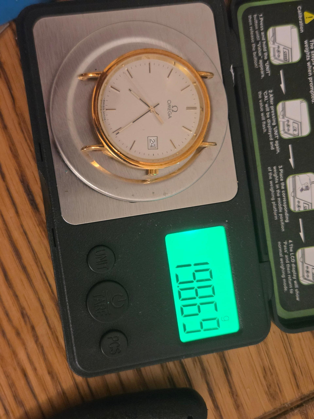 Omega Seamaster Jubilée 18k gold quartz (526)