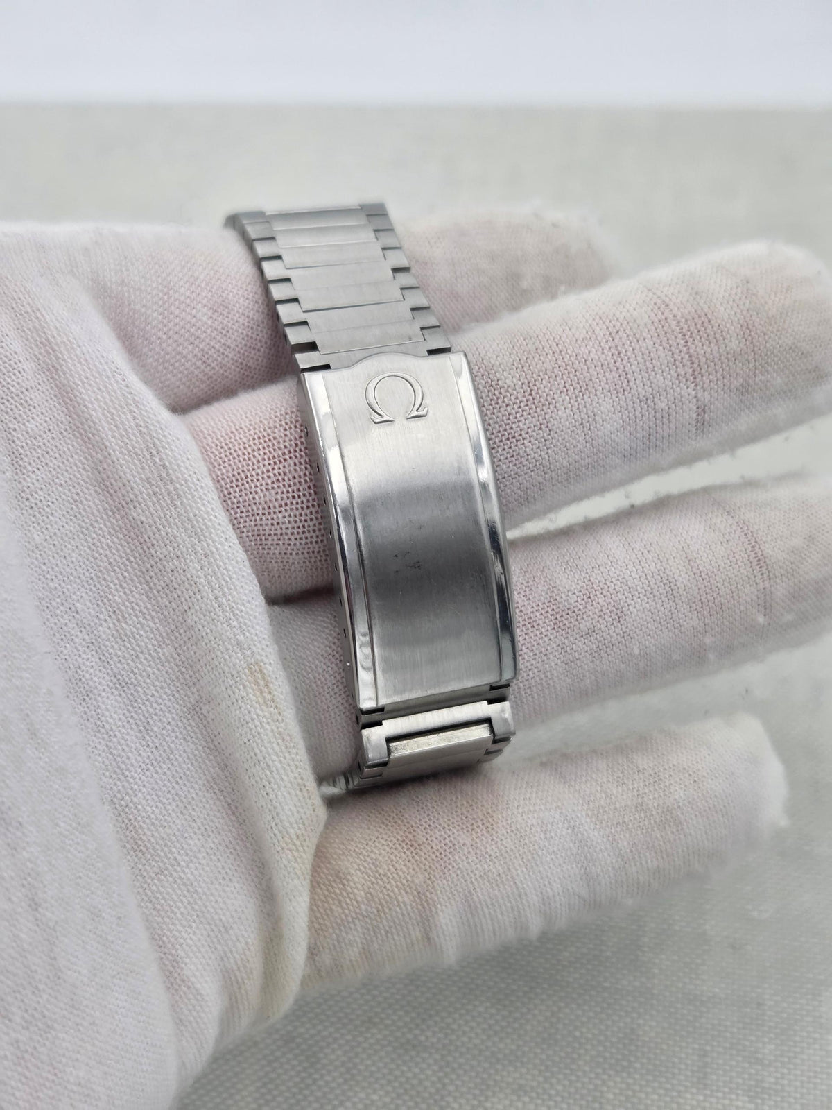 Omega Seamaster Serviced 1y warranty 166.0216