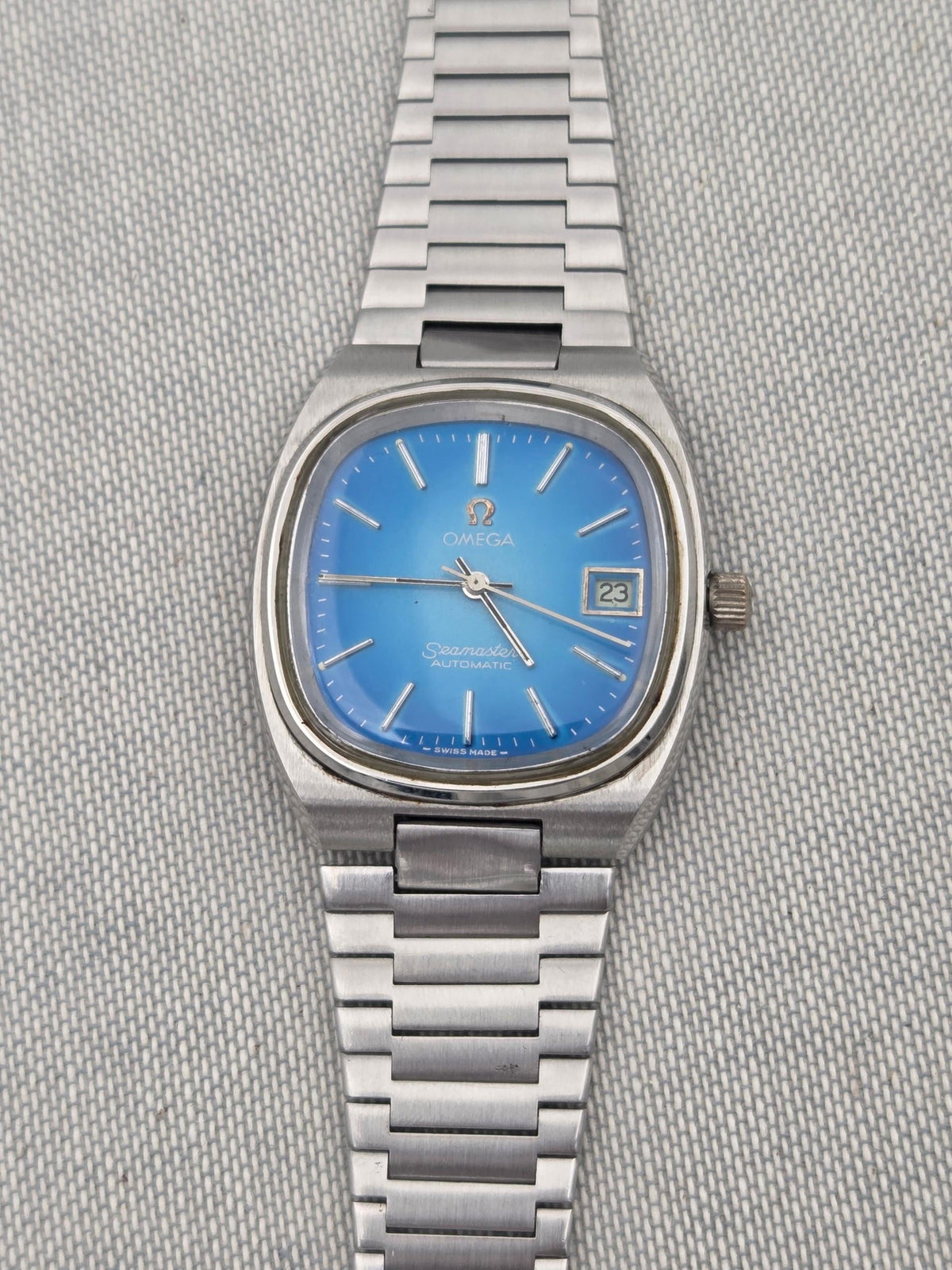 Omega Seamaster Vintage blue gradient dial 166.0216
