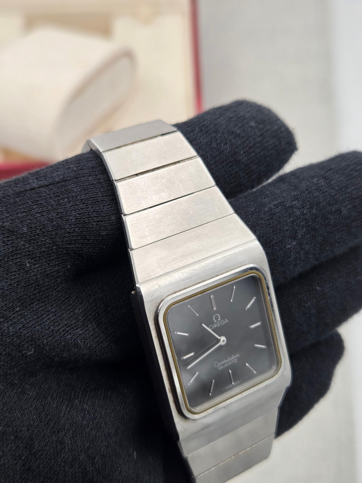 Omega Constellation Quartz integrated bracelet