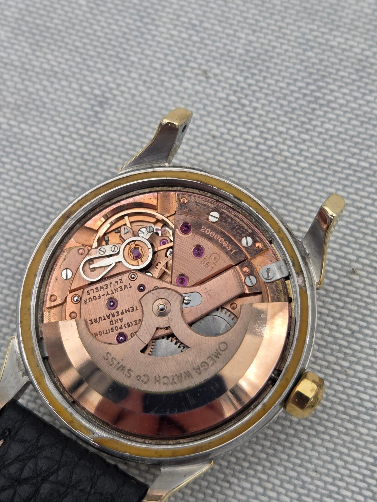Omega Constellation Pie-pan piepan dogleg constellation 561 (541)