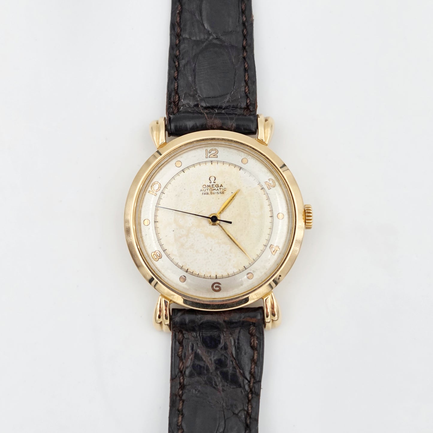 Omega Vintage Automatic “Bumper” Wristwatch, 18K Yellow Gold, 35mm circa 1944