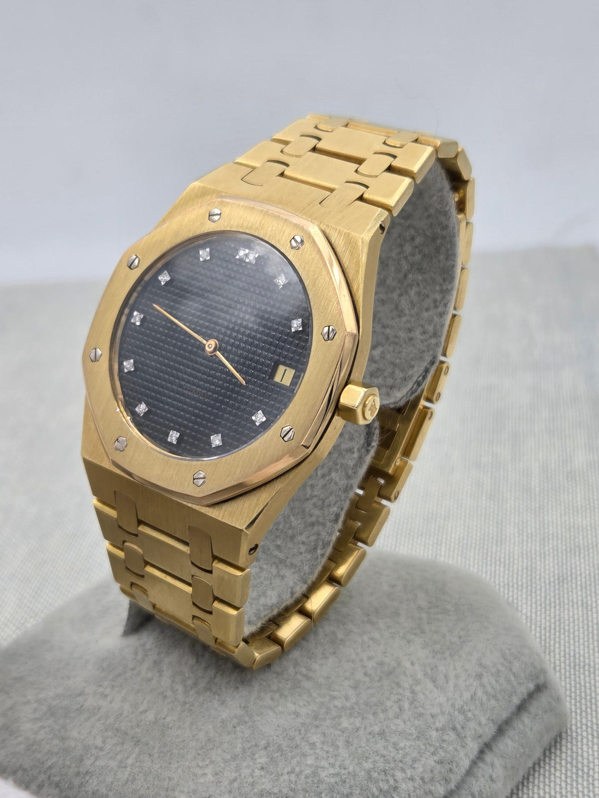 Audemars Piguet Royal Oak Jumbo Extremely Rare black diamonds dial 5402ba