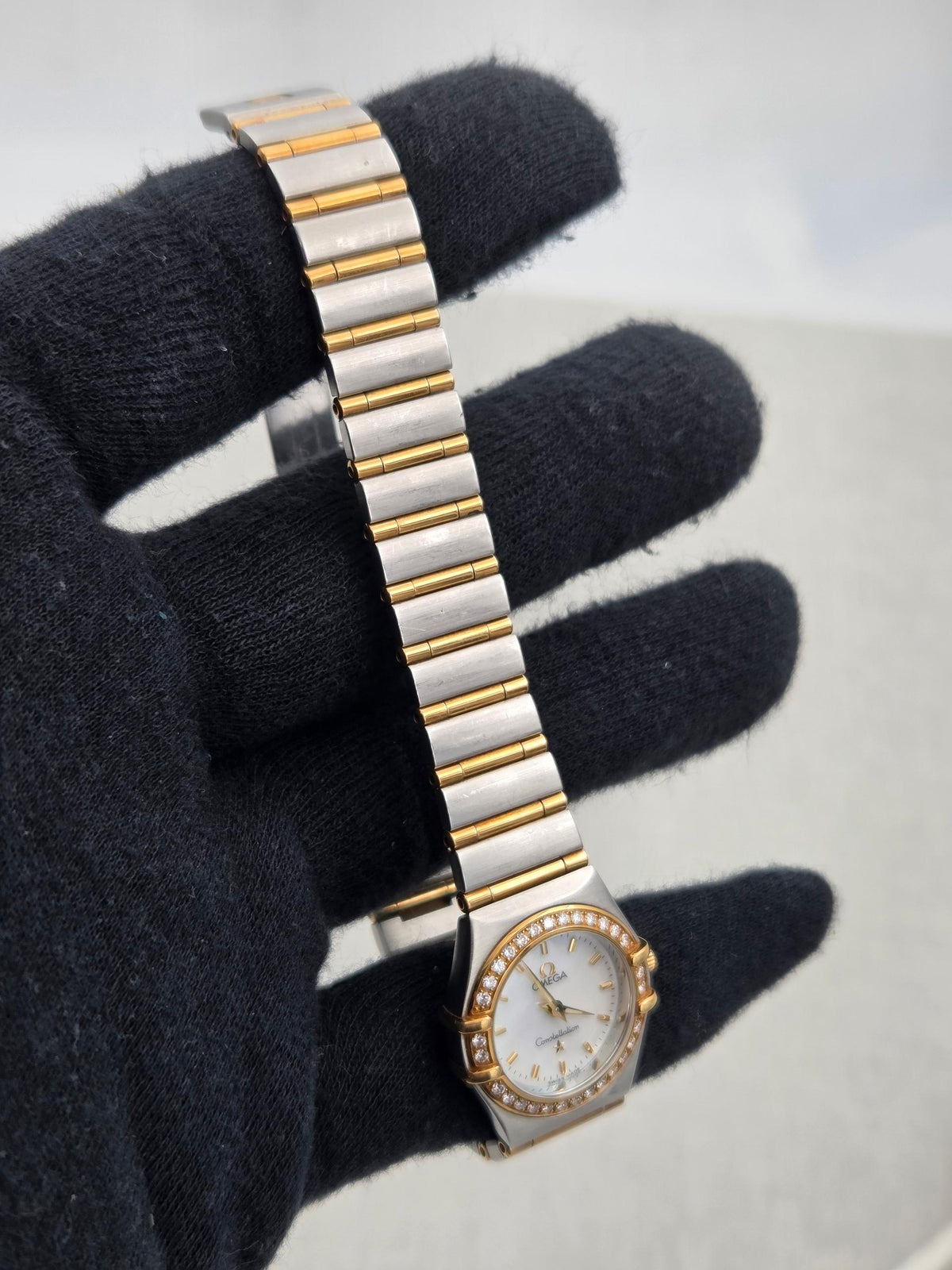 Omega Constellation 895.1203 mother of pearl MOP mini 22mm (568)