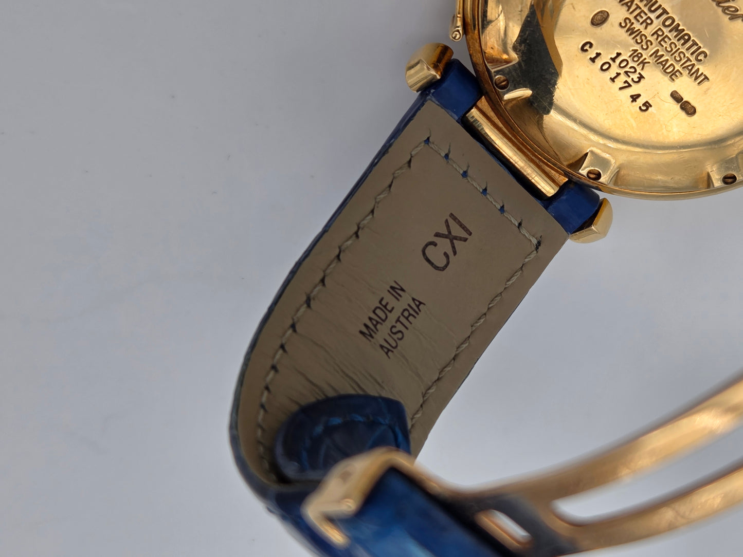 Cartier Pasha 1023 lapis lazuli dial, 18k gold case